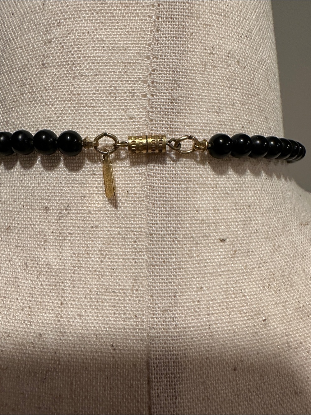 Vintage 1928 Black and Gold Beaded Pendant Necklace - Picture 5 of 7
